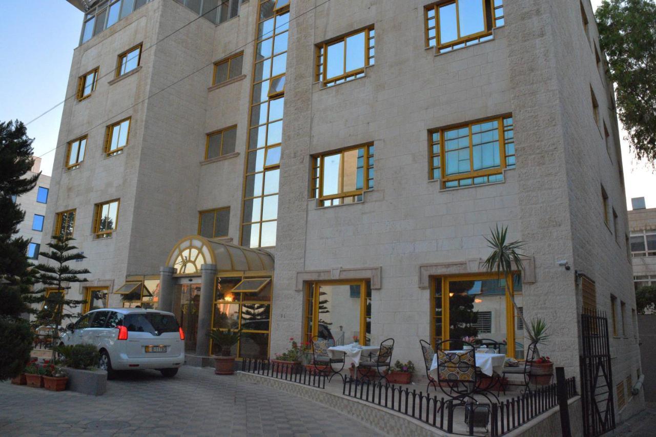 Capri Hotel Suites Amman Luaran gambar